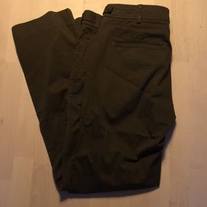 Straight leg olive green Vince pants